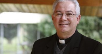Bispo Dom Celso deixa mensagem de despedida para fiéis