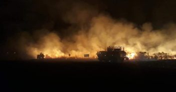 Incêndio de grandes proporções foi registrado na noite de terça-feira(20) em Porecatu