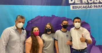 Deputado Estadual Soldado Adriano José participa de entrega de kits de robótica para colégios de Cafeara e Centenário do Sul