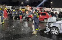 Grave acidente entre 4 carros deixa 3 pessoas da mesma família mortas em rodovia do Paraná