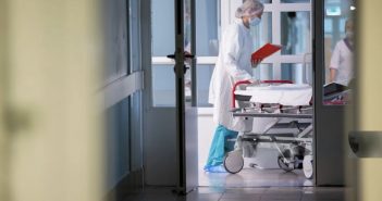 Enfermeira é agredida por marido de paciente no Paraná