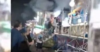 Brinquedo de parque de diversão pega fogo e gera pânico em SP