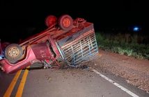 Caminhonete capota em rodovia que liga Teodoro Sampaio ao Paraná