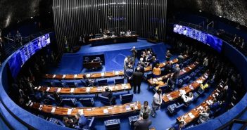 Senado analisa fim da reeleição e propõe mandatos de cinco anos com eleições unificadas