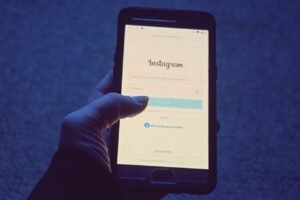 enviar mensagens para novos contatos de forma automatizada