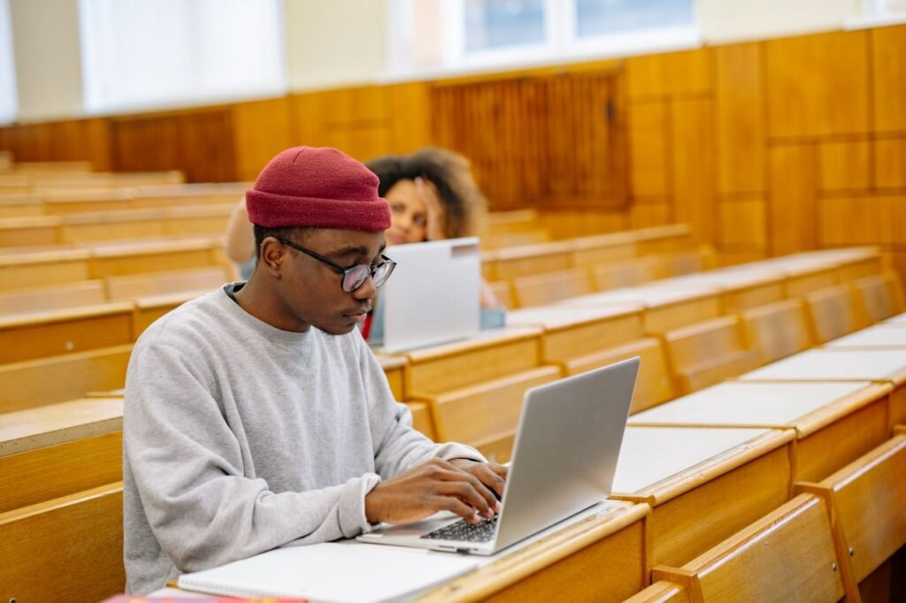 Extensão universitária no mercado imobiliário